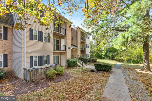 Gaithersburg, MD 20879,18324 STREAMSIDE DR #102