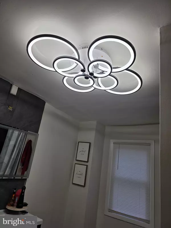 Trenton, NJ 08618,128 EXTON AVE