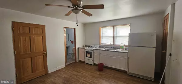 Philadelphia, PA 19148,643 MOORE ST