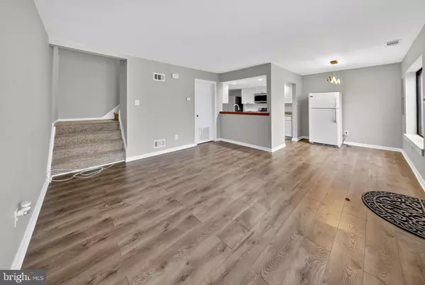 Newark, DE 19702,901 COBBLE CREEK CURV