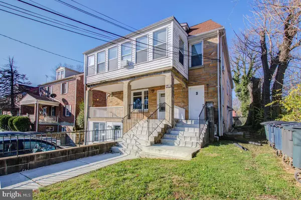 Hyattsville, MD 20782,6120 41ST AVE #1