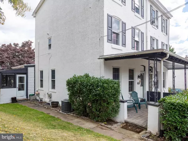 Conshohocken, PA 19428,116 CEDAR AVE