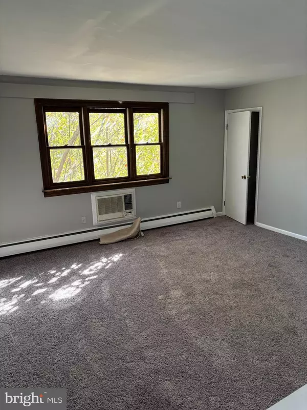 Collingdale, PA 19023,707 SPRUCE ST