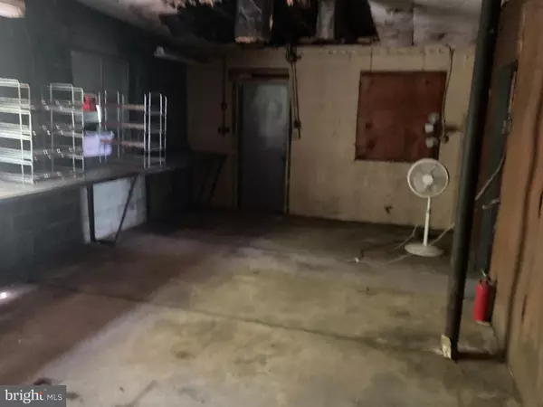 Williamstown, NJ 08094,430 NEW BROOKLYN RD