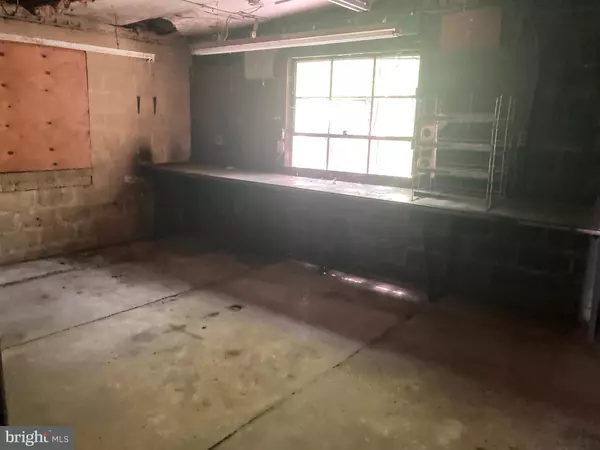 Williamstown, NJ 08094,430 NEW BROOKLYN RD