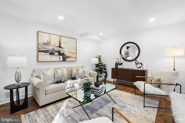 Fairfax, VA 22030,10404 FOREST AVE