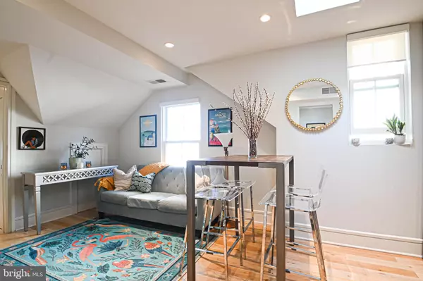 Washington, DC 20016,3211 WISCONSIN AVE NW #303