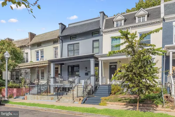 1427 PERRY PL NW, Washington, DC 20010