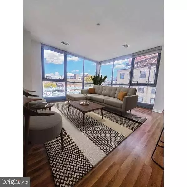 Philadelphia, PA 19106,401 RACE ST #407