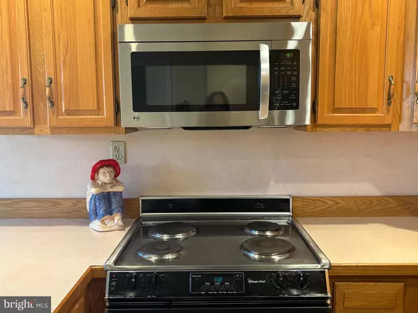 Burlington, NJ 08016,1306 NECK RD