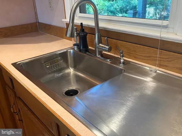 Burlington, NJ 08016,1306 NECK RD