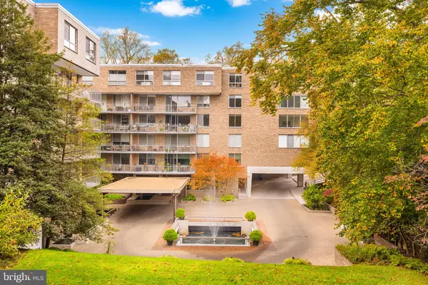 4100 CATHEDRAL AVE NW #712, Washington, DC 20016