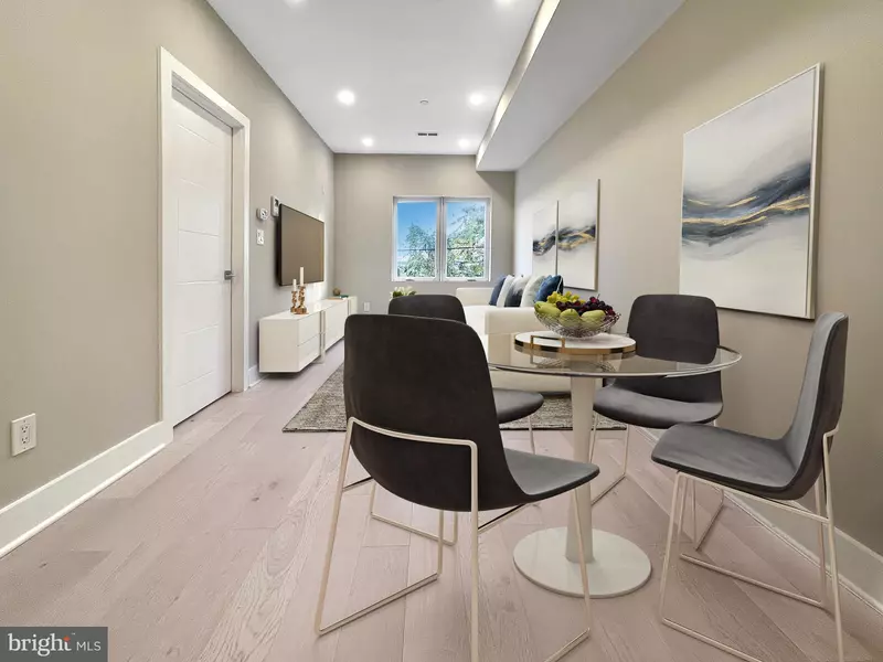 812 18TH ST NE #6, Washington, DC 20002