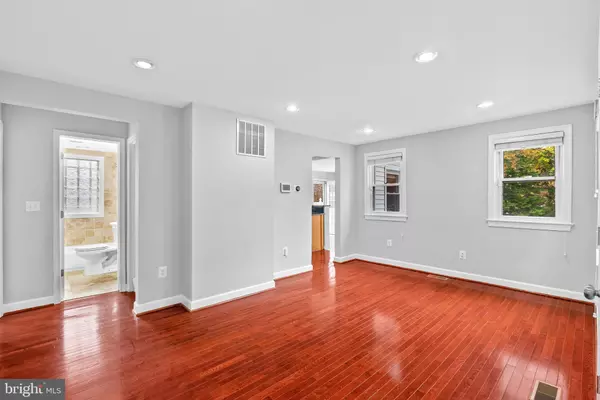 Hyattsville, MD 20782,5506 38TH AVE