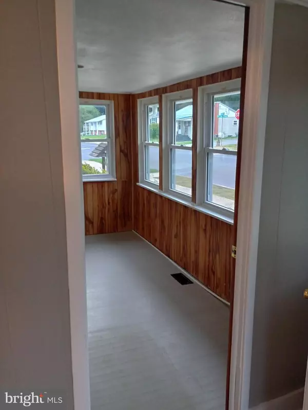 Lewistown, PA 17044,732 W 6TH ST