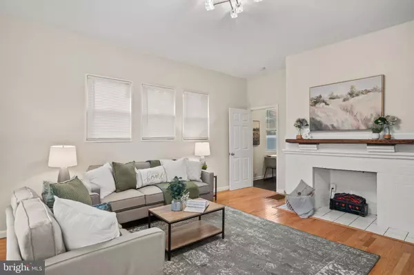 3300 WINDSOR AVE, Baltimore, MD 21216