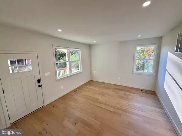 Alexandria, VA 22301,635D UPLAND PL