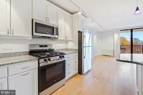 Chevy Chase, MD 20815,4242 E WEST HWY #514