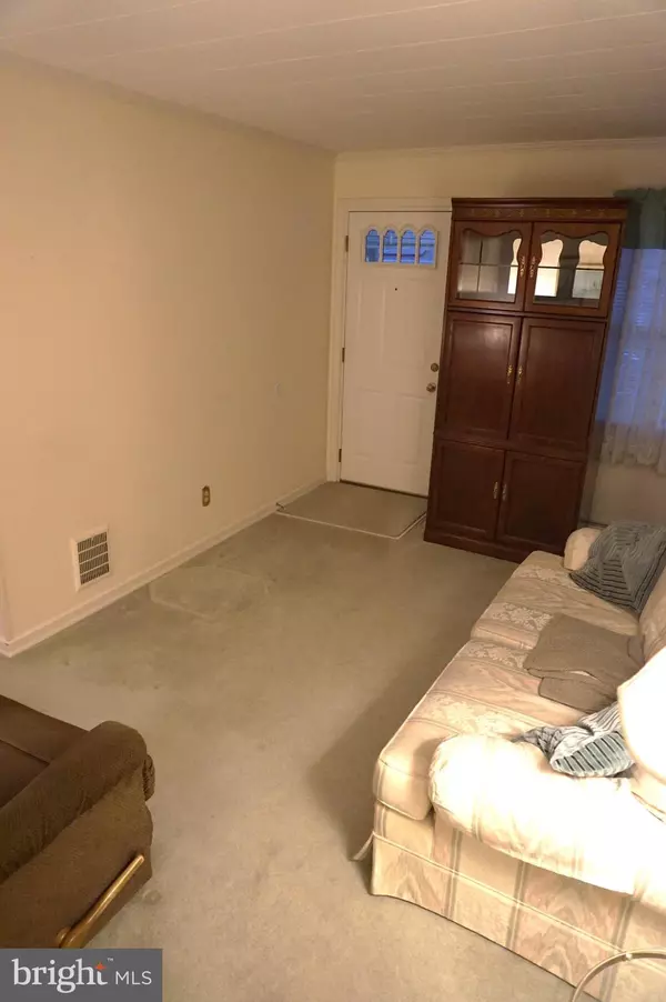 Hamilton Twp, NJ 08610,252 CHURCHILL AVE