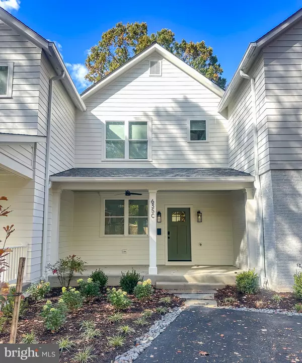 635C UPLAND PL, Alexandria, VA 22301