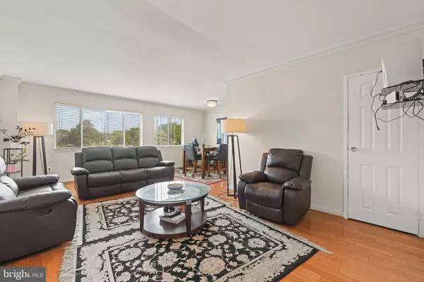 Arlington, VA 22204,3701 5TH ST S #406