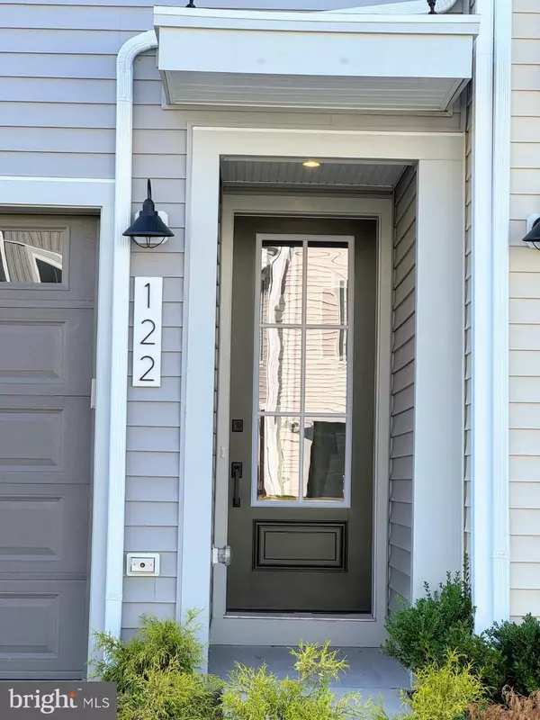 Stephenson, VA 22656,122 GALAXY PL