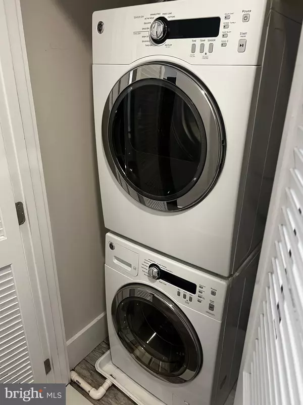 Washington, DC 20002,924 19TH ST NE #2