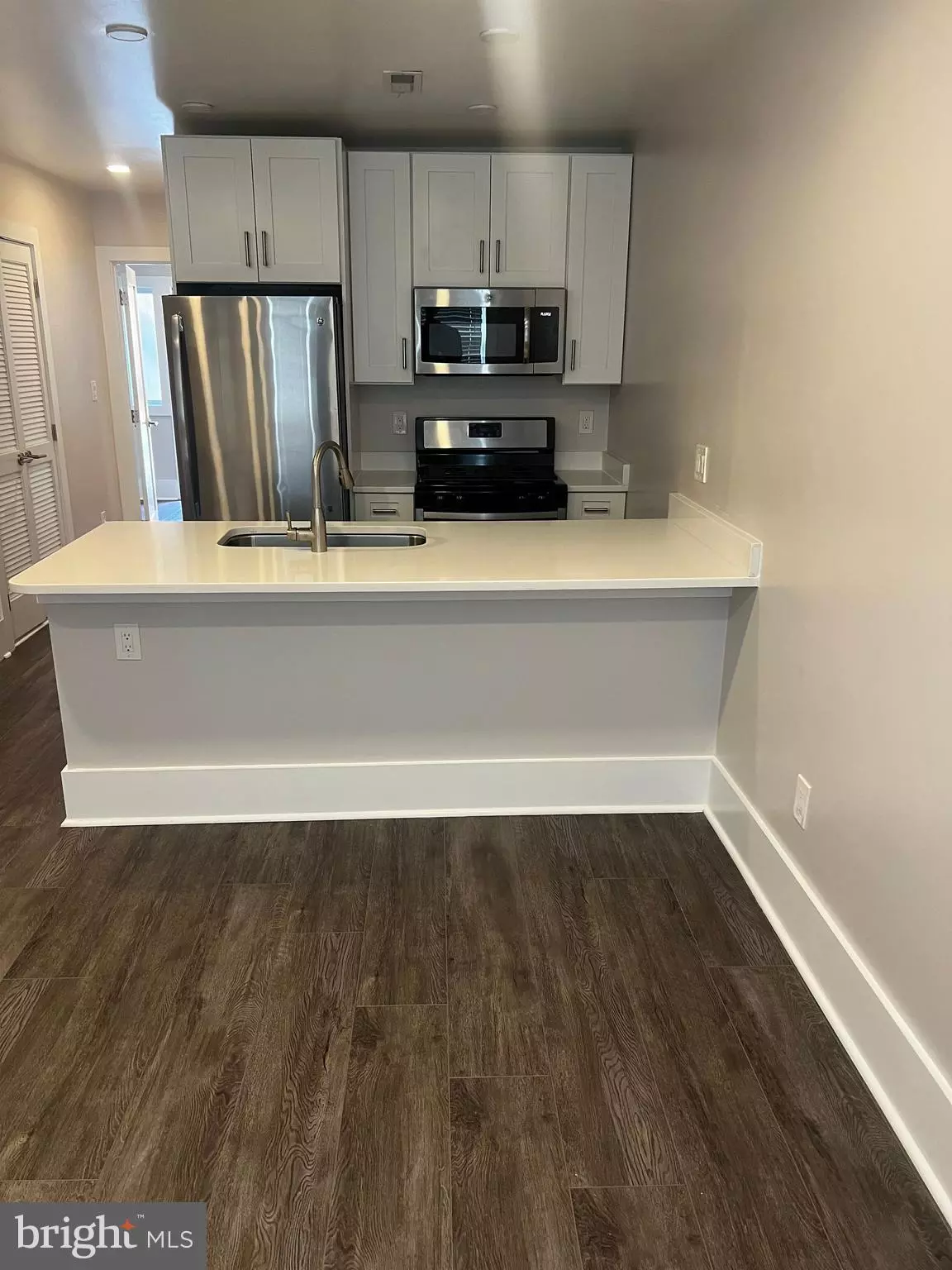 Washington, DC 20002,924 19TH ST NE #2