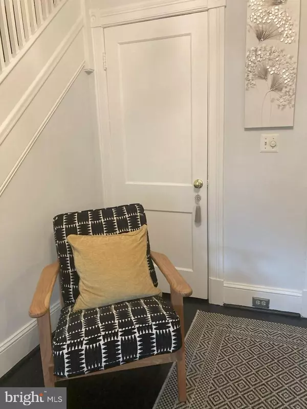 Washington, DC 20003,337 KENTUCKY AVE SE