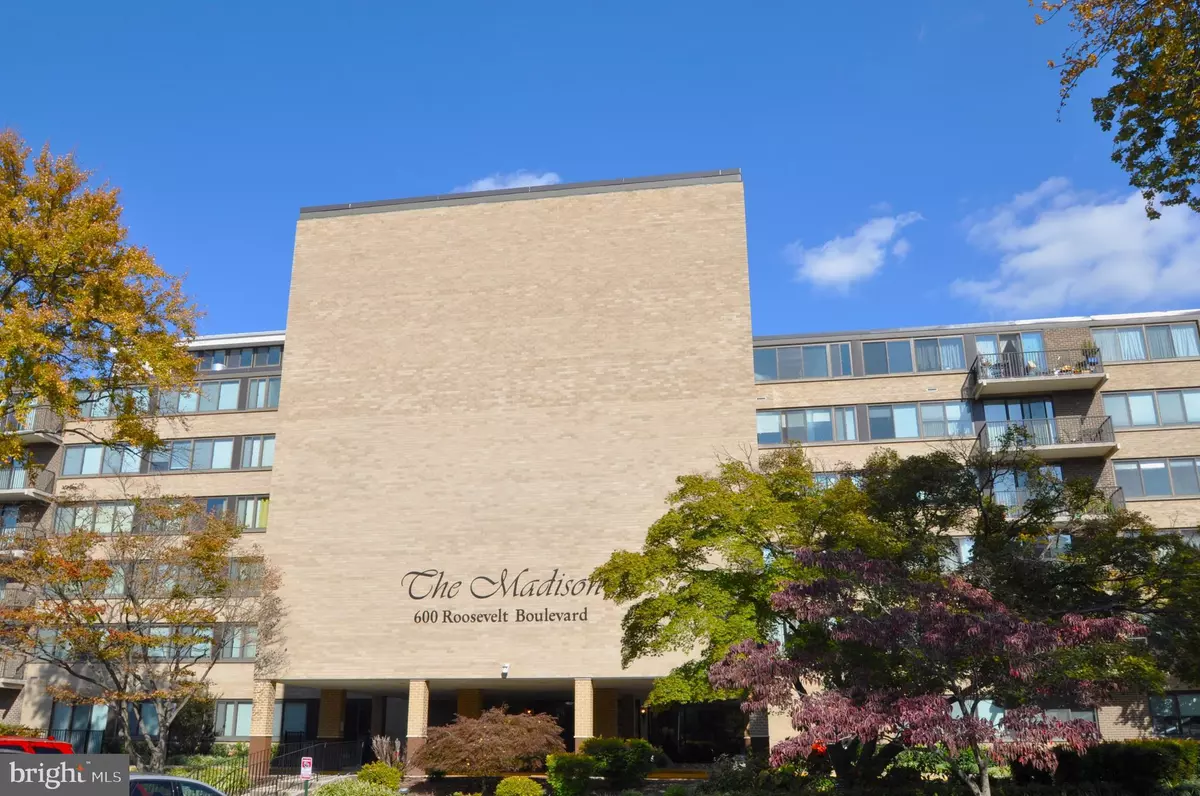 Falls Church, VA 22044,600 ROOSEVELT BLVD #210