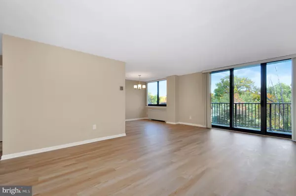 Falls Church, VA 22044,600 ROOSEVELT BLVD #210