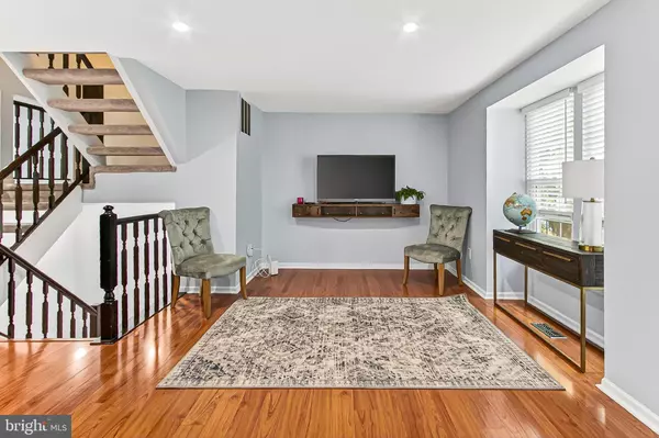 Centreville, VA 20120,14578 OLDE KENT RD