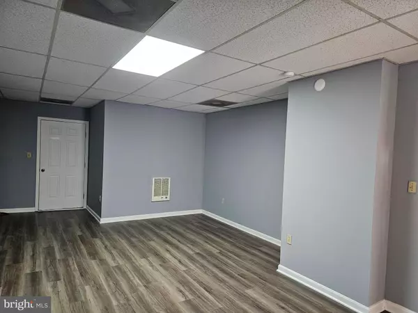 505 E MAIN ST #2, Front Royal, VA 22630