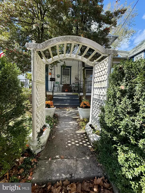 Collingswood, NJ 08108,127 FRAZER AVE