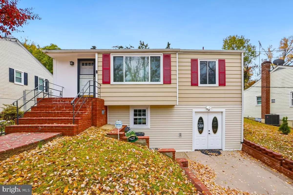 Hyattsville, MD 20783,3217 GUMWOOD DR