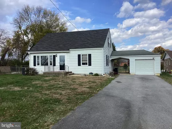 17528 CEDAR LAWN DR, Hagerstown, MD 21740