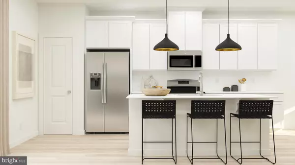 Hammonton, NJ 08037,105 WEST END AVE