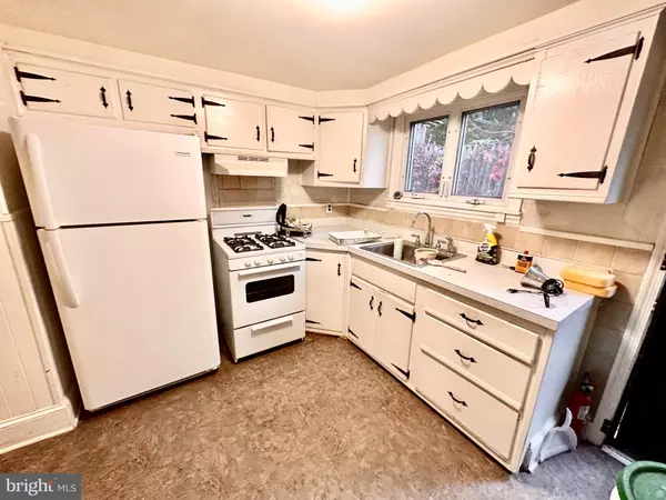 Philadelphia, PA 19127,113 CARSON ST