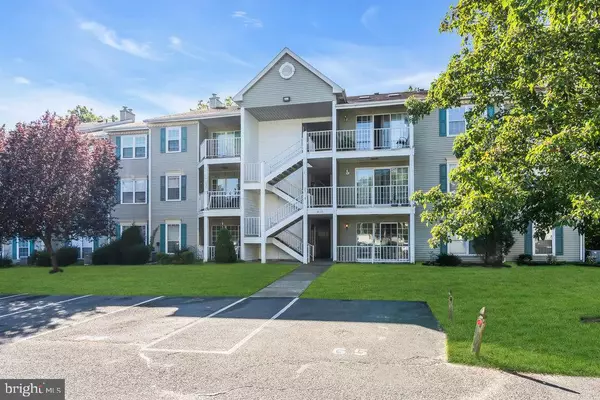 Absecon, NJ 08205,66 IROQUOIS DR #24