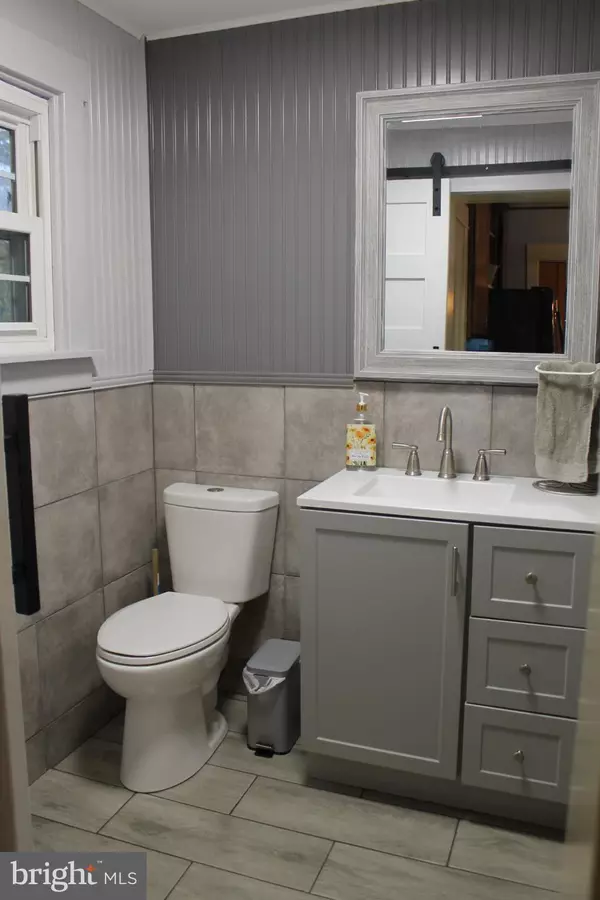 Elizabethtown, PA 17022,413 N HANOVER ST