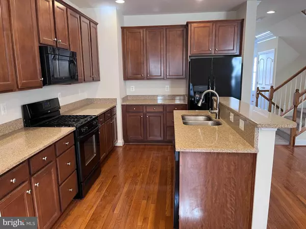 Haymarket, VA 20169,16099 PITNER ST