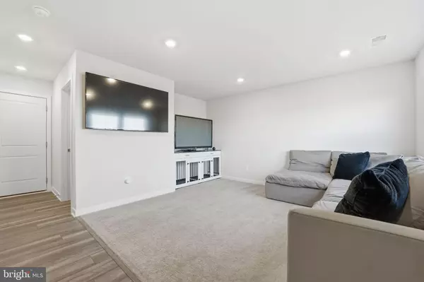 Jeffersonton, VA 22724,20131 STONEHAVEN