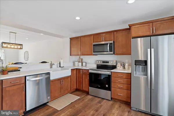 Front Royal, VA 22630,330 W 11TH