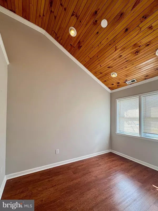 Baltimore, MD 21221,118 WILTSHIRE