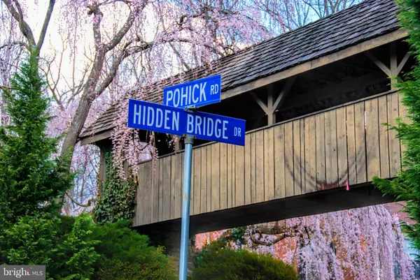 Springfield, VA 22153,7957 HIDDEN BRIDGE DR