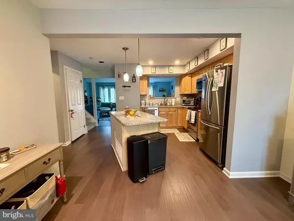 Media, PA 19063,523 SUMMIT CT