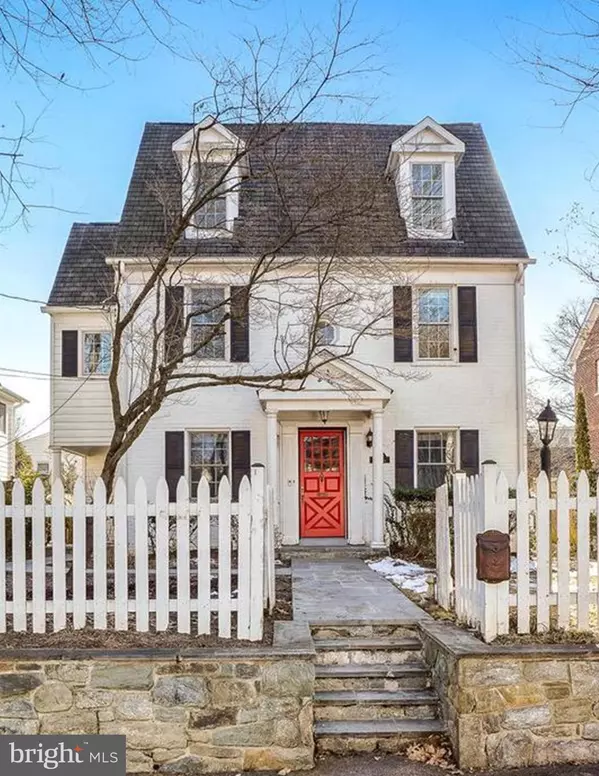 7012 EXETER RD, Bethesda, MD 20814