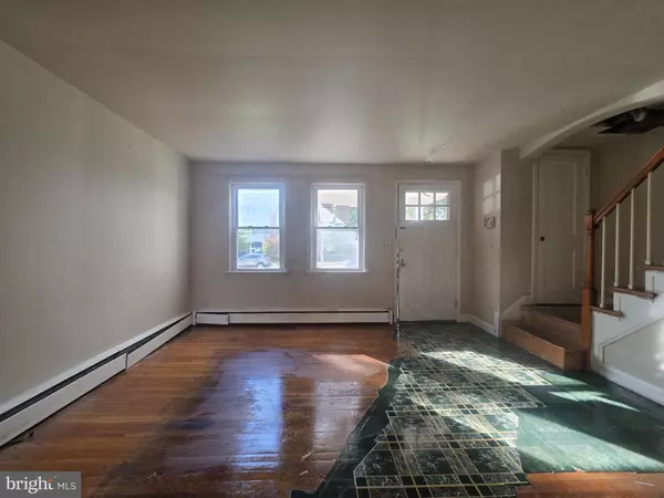 Baltimore, MD 21239,5933 LEITH WALK