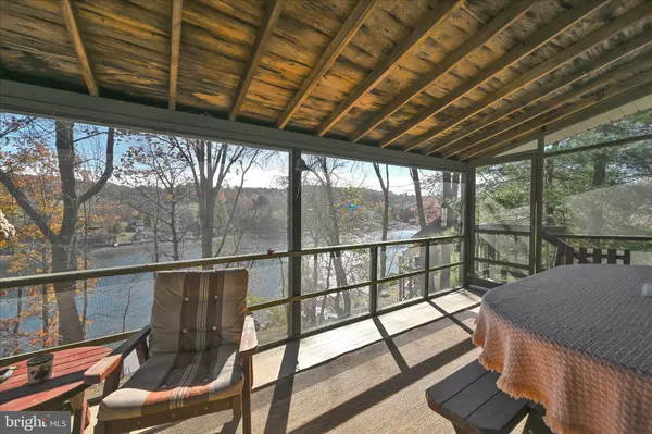 Auburn, PA 17922,1503 WYNONAH DR