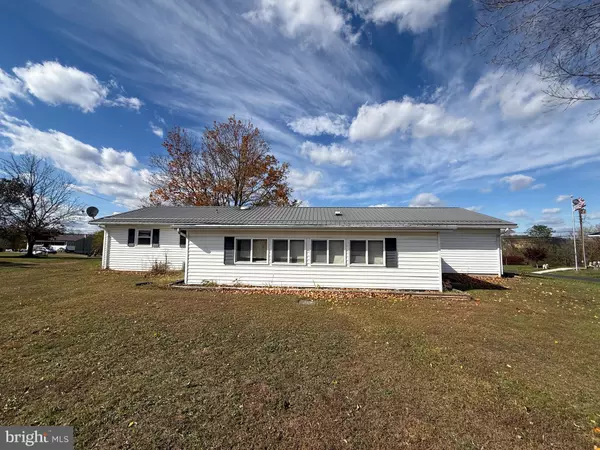 Berkeley Springs, WV 25411,384 FAIRVIEW DR